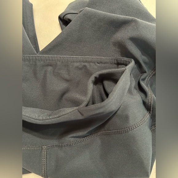 Vogo Athletica gray leggings. Shear material along side leg. Sz. M - Picture 7 of 7